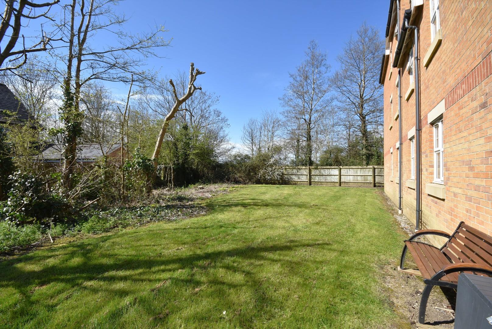 32 Heol Tre Forys, Penarth, CF64 3RE